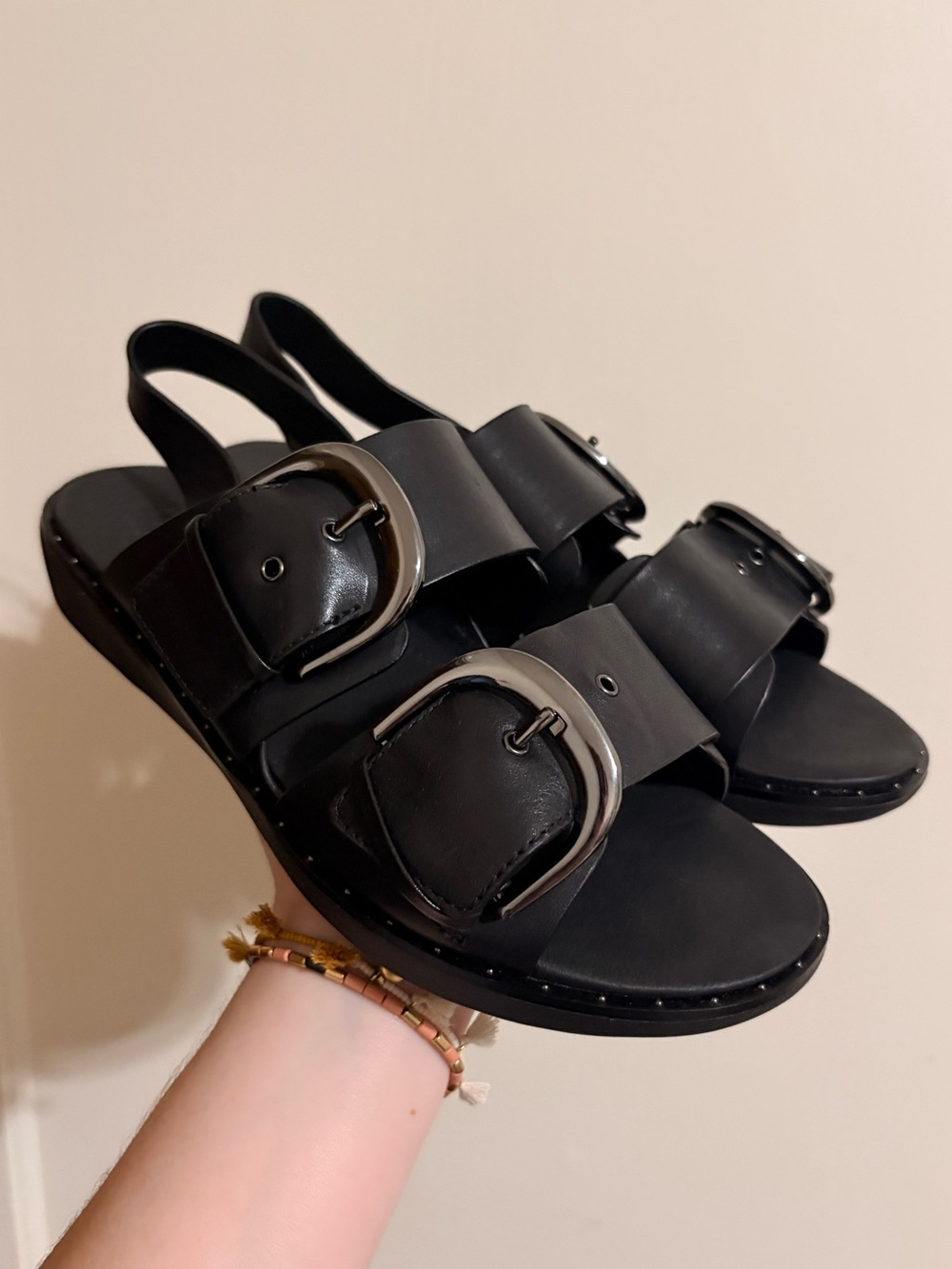 Fitflop BuckleUp Embellished Double Buckle Black Sandal Size 7